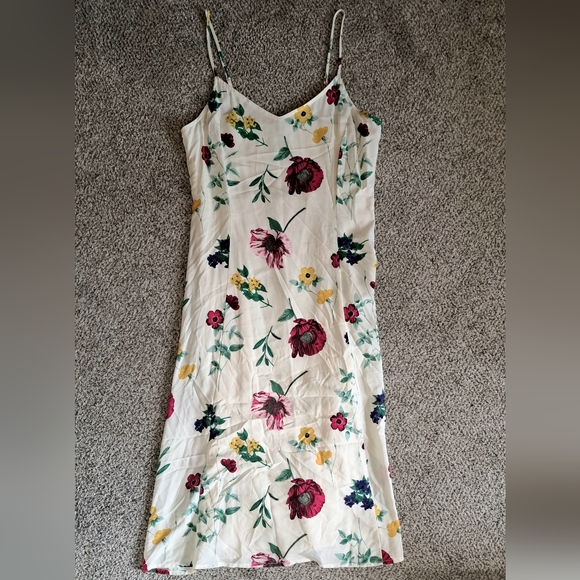 Old Navy Dresses & Skirts - NWOT Old Navy Spaghetti Strap White Floral Dress Women's Size Medium